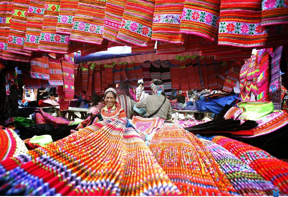 Chợ phố Sapa - Chợ Phiên đặc trưng Sapa